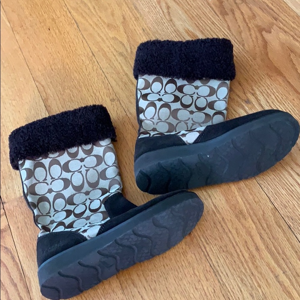 Coach boots